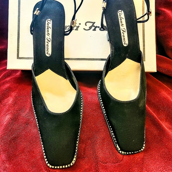 Vintage Elegant Valenti Franco Elenice Black Shimmer Satin Slingback Pumps - Picture 2 of 5